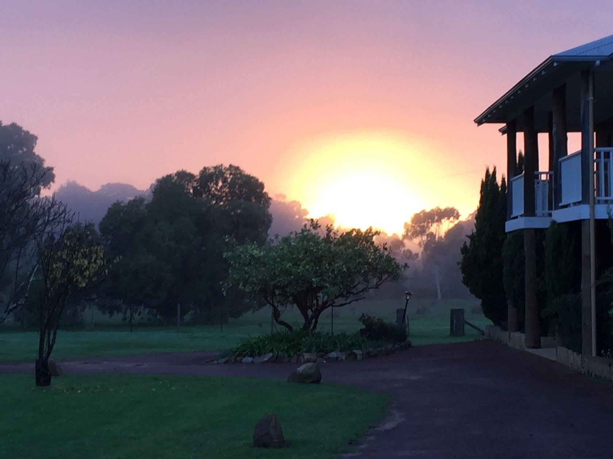 Erravilla Country Estate Spa Suite Accommodation Cowaramup Esterno foto