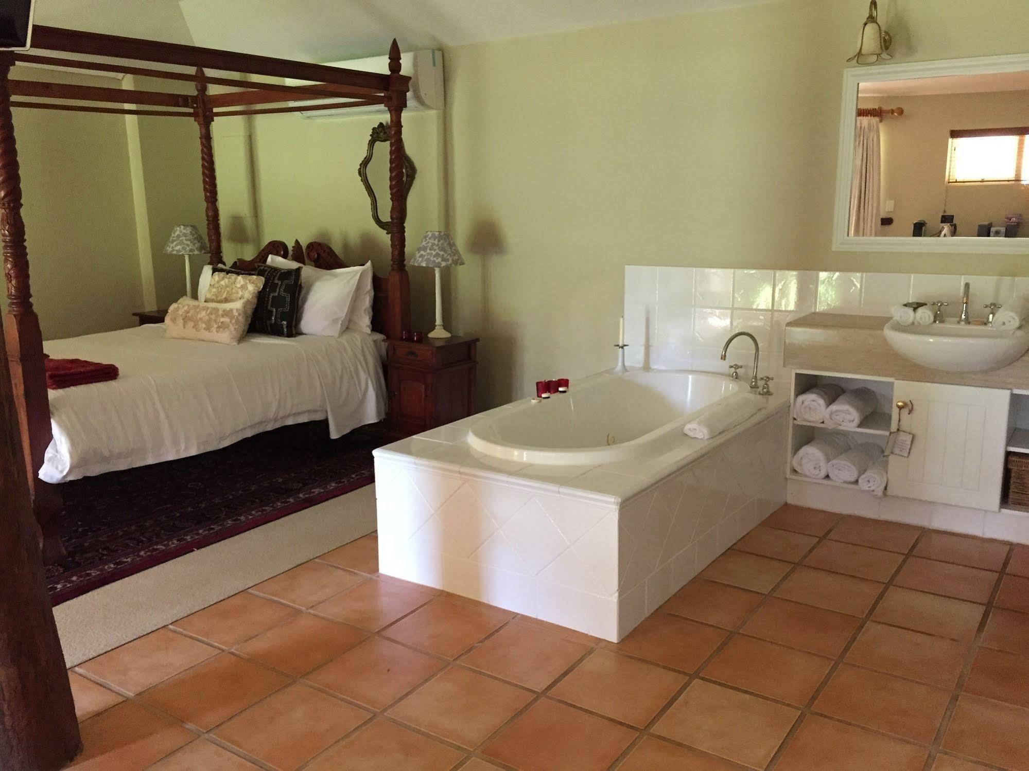 Erravilla Country Estate Spa Suite Accommodation Cowaramup Esterno foto