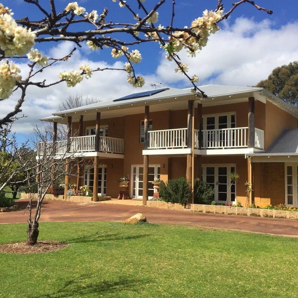 Erravilla Country Estate Spa Suite Accommodation Cowaramup Esterno foto